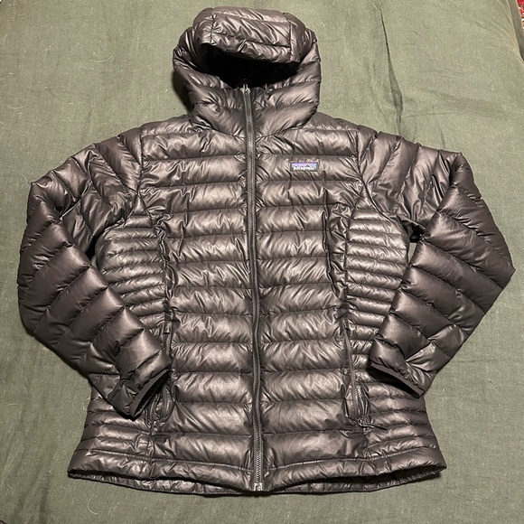 Women's Down Sweater Hoody - Picture 4 of 8